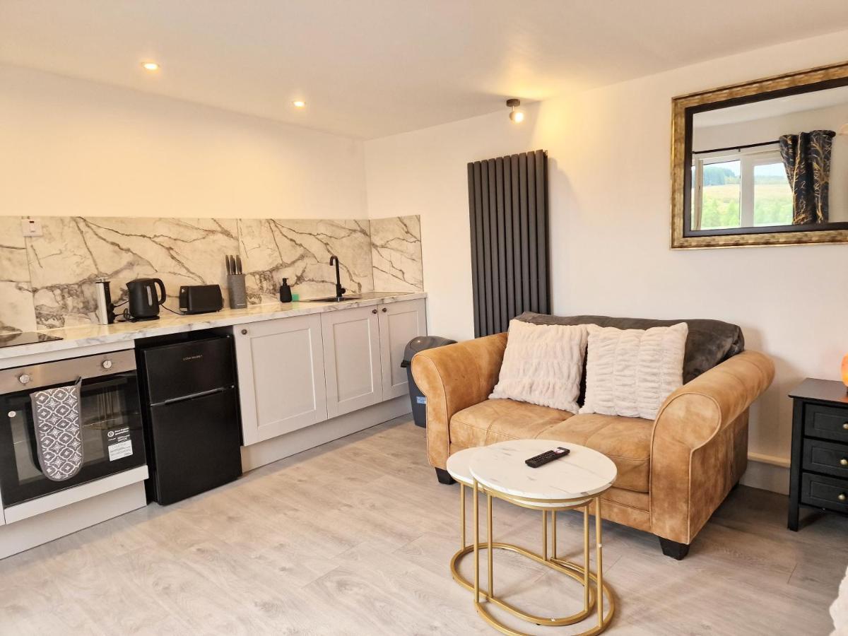 Kaoglen Lodge - Fawn Pod - Hot Tub - Dogs - Pitlochry - Luxury Blairgowrie and Rattray Exteriör bild